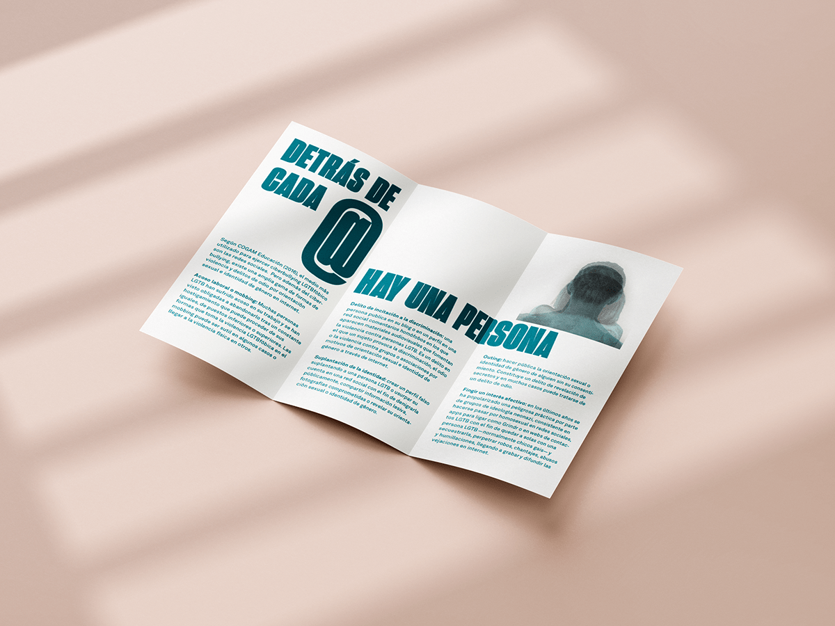 mockup folleto 2